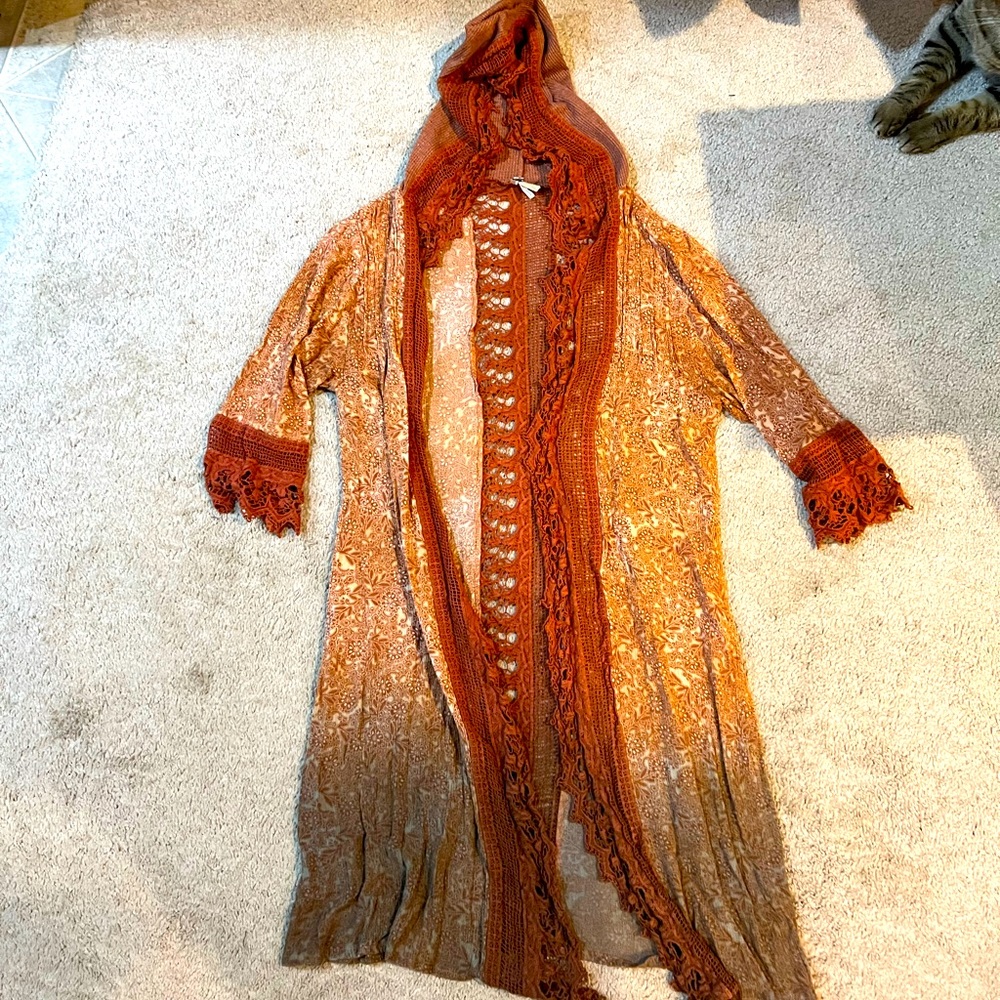 Lace kaftan